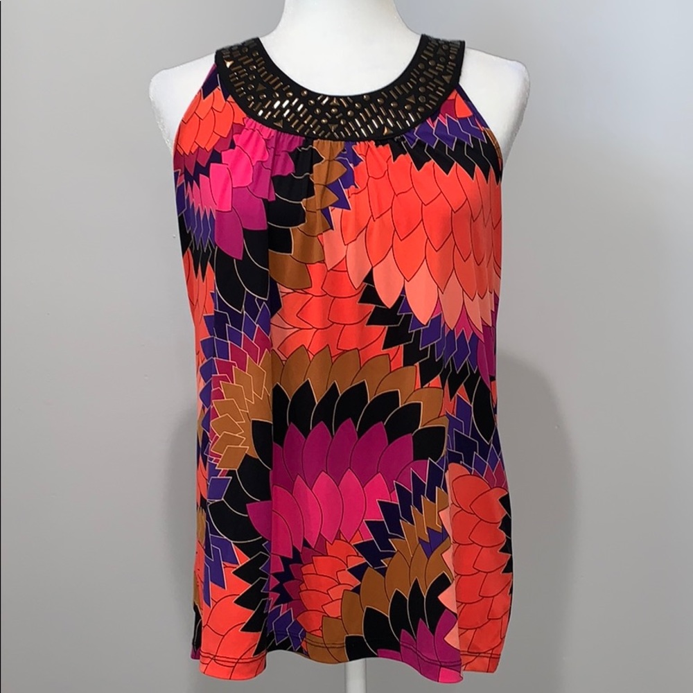 Attention Sleeveless Shirt Size Small